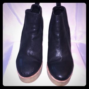 Gap ‘Chelsea’ Black Leather Boot
